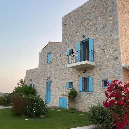 Elemani Villa Areopoli