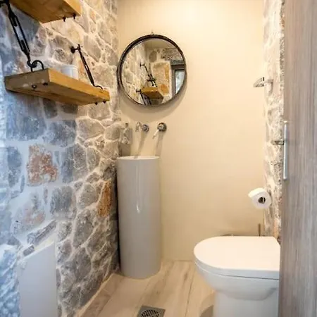 Elemani Villa Areopoli