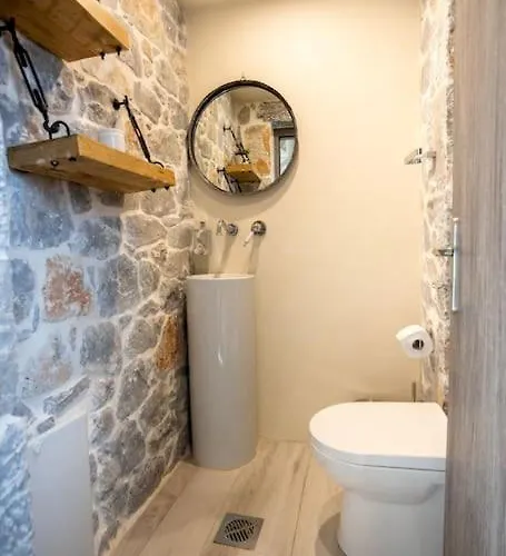 Elemani Villa Areopoli